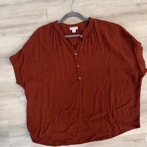Madewell short sleeve summer hald button down shirt.